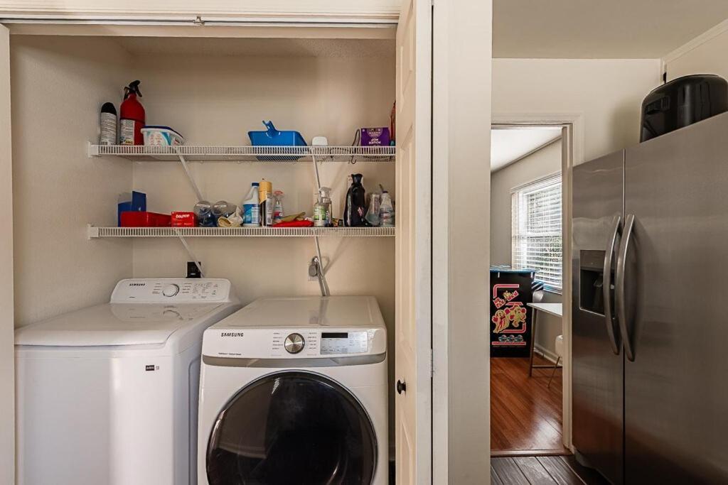 Cozy Townhome Retreat With King Bed Near I-10, Capitol, Fsu & Famu تلاهاسي المظهر الخارجي الصورة