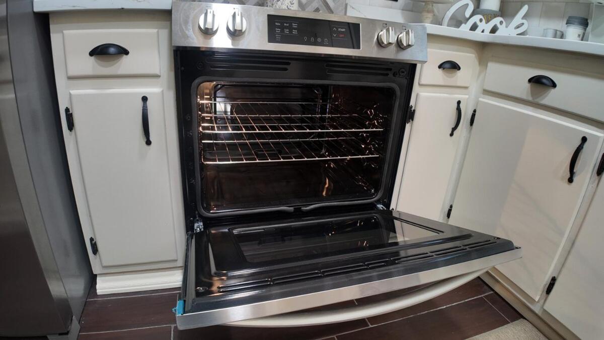 Cozy Townhome Retreat With King Bed Near I-10, Capitol, Fsu & Famu تلاهاسي المظهر الخارجي الصورة